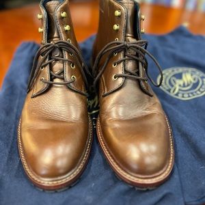 Good condition Johnston & Murphy Knox Plain Toe Boot; Men’s size 8.5D; Brown